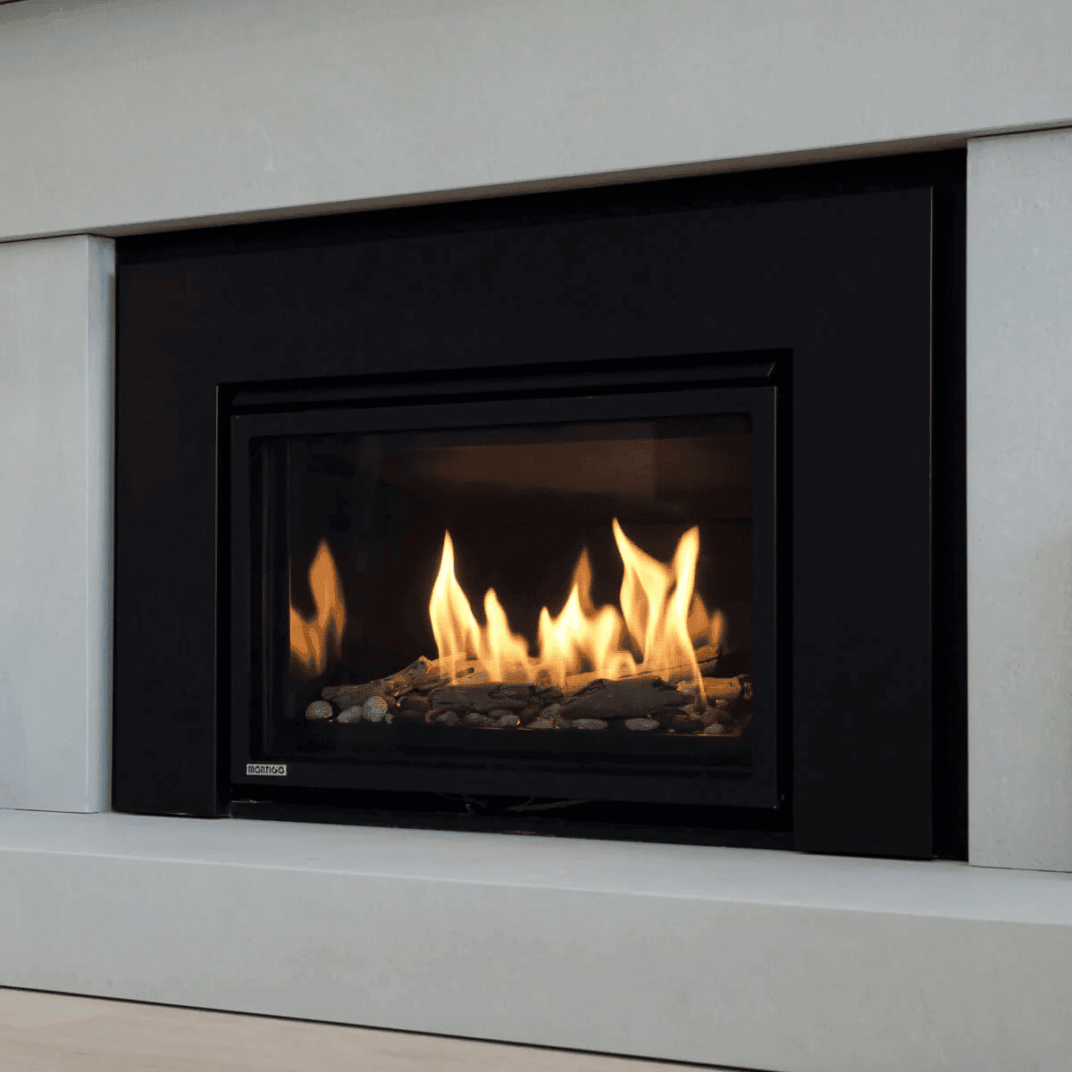 montigo-modern-residential-fireplace-insert-34FID-1200x1400-V2-1200x1360.webp